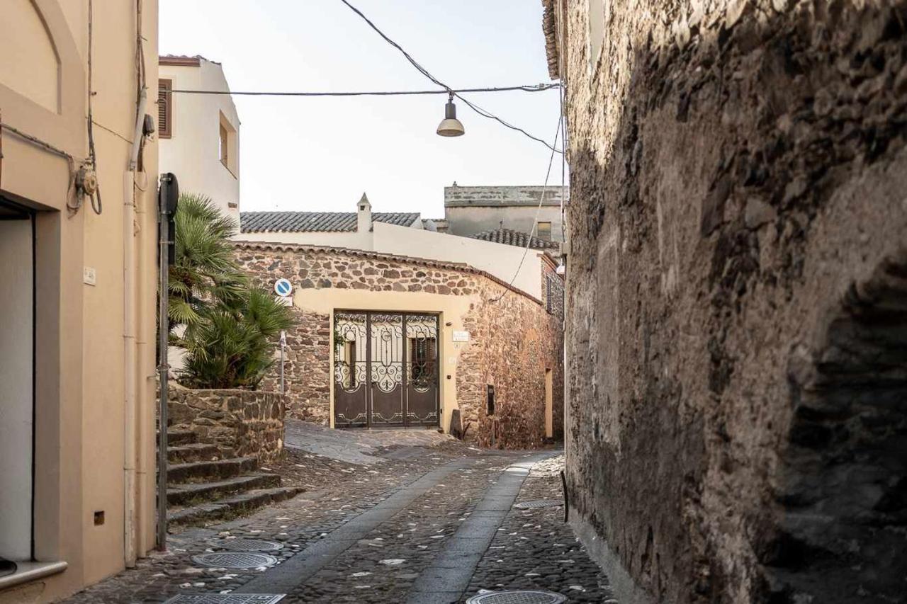 Domo Orise Alloggio In Pieno Centro Орозеи Экстерьер фото